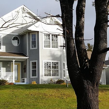20 Acre Woods Bed And Breakfast Ингониш Экстерьер фото